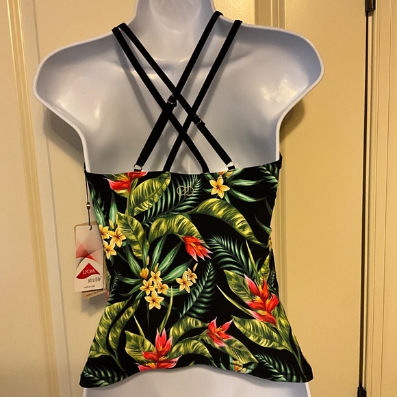 Calia by Carrie Underwood Swim Top size Small - Picture 3 of 11